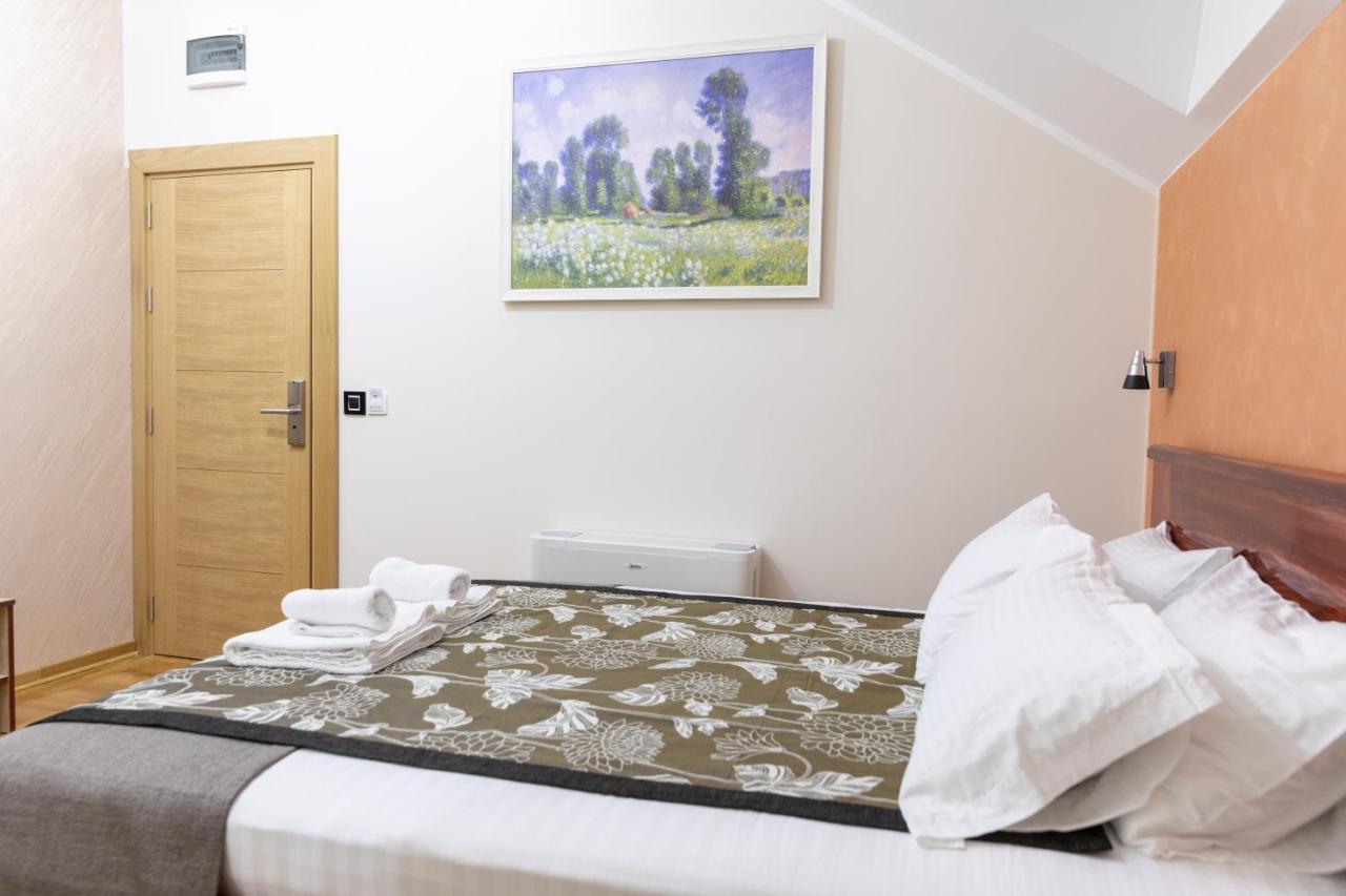 Hotel Kutko Pančevo Екстериор снимка