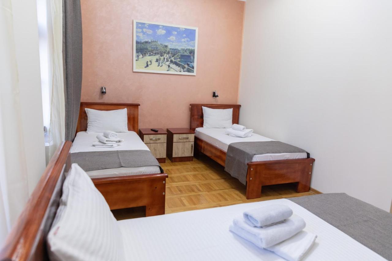 Hotel Kutko Pančevo Екстериор снимка