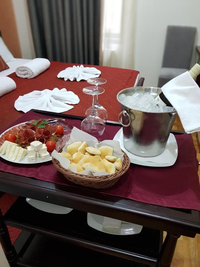 Hotel Kutko Pančevo Екстериор снимка