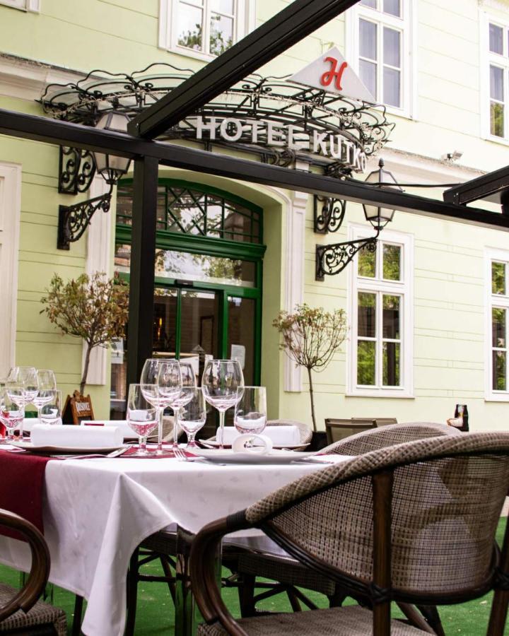 Hotel Kutko Pančevo Екстериор снимка